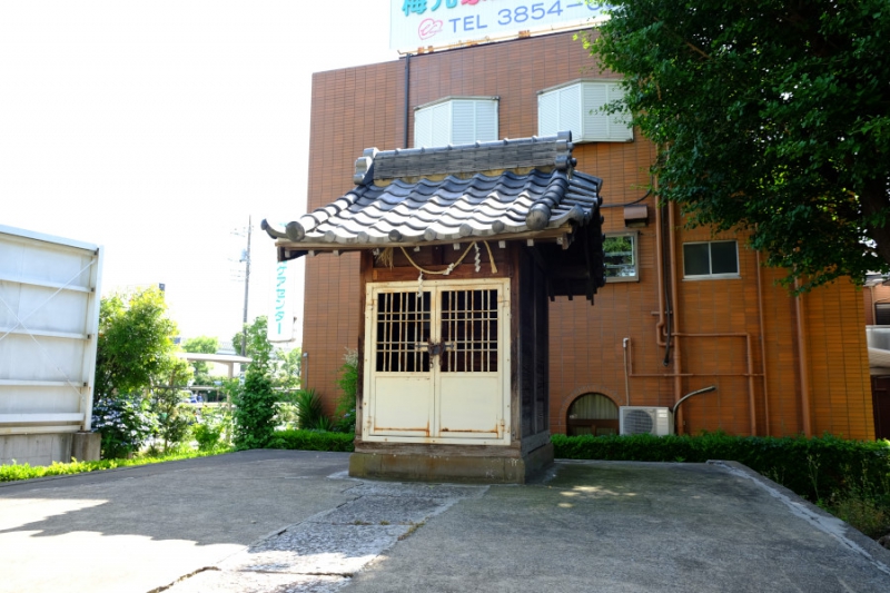 西新井浅間神社
