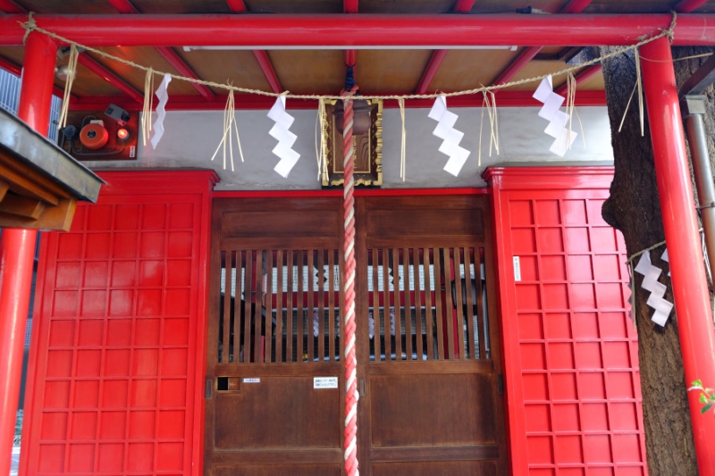 鳥居稲荷神社